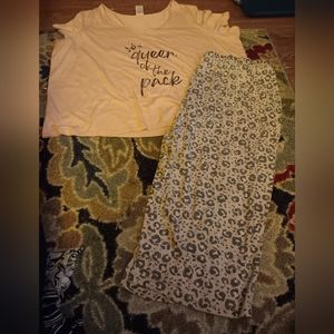 Plus size woman night outfit leopard